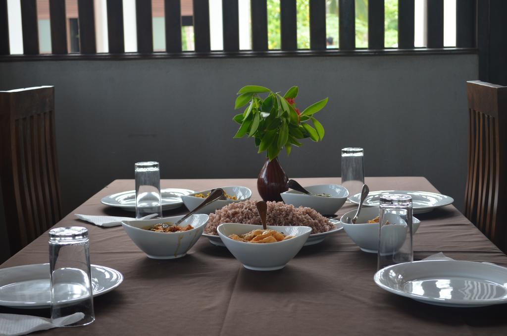 Aqua Front Yala Resort Киринда Екстериор снимка