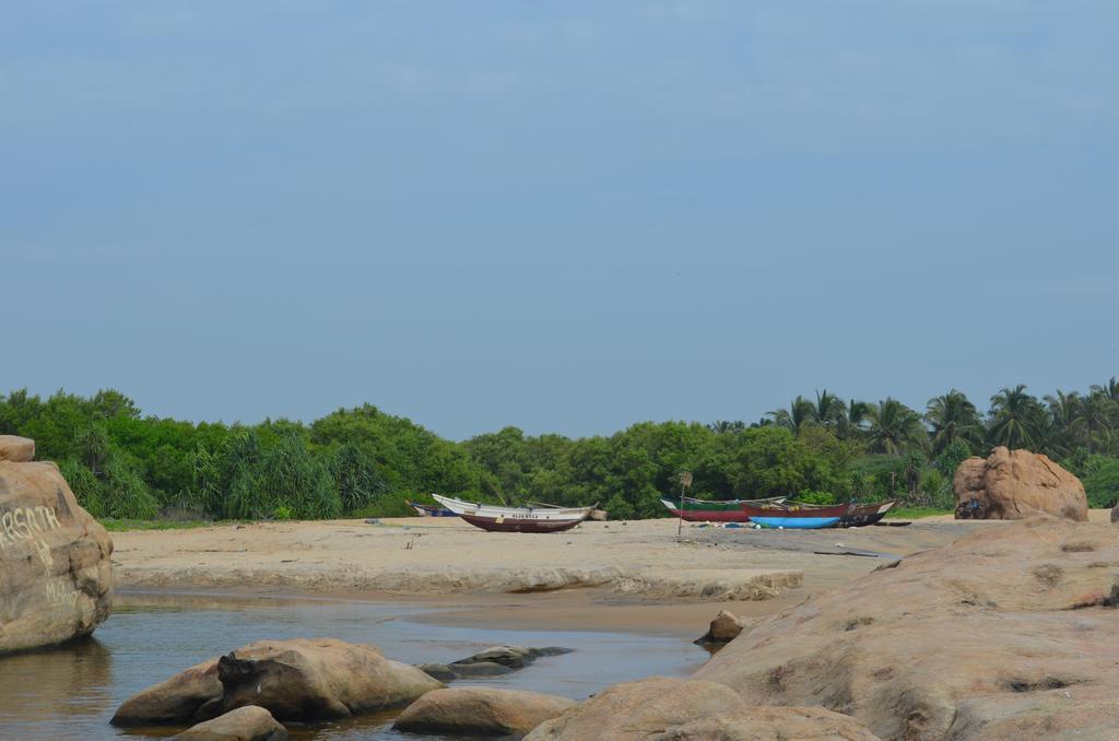 Aqua Front Yala Resort Киринда Екстериор снимка